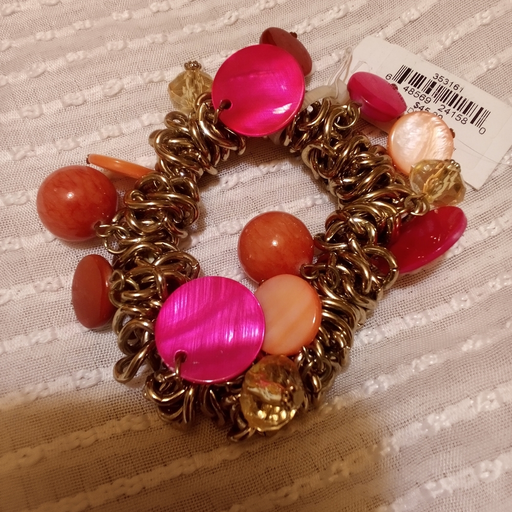 NWT Erica Lyons bracelet charms pink beads